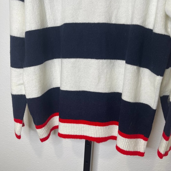 NWT Dee Elly cardigan Sweater Size Medium Red White and Blue - Picture 4 of 10